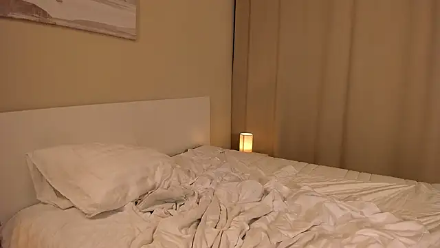 Snapshot of BreckDevall chatting on December 22, 10:47 pm BreckDevall online show from December 22, 10:47 pm