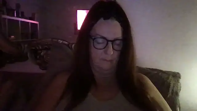 Tillieuk online show from February 6, 11:30 pm