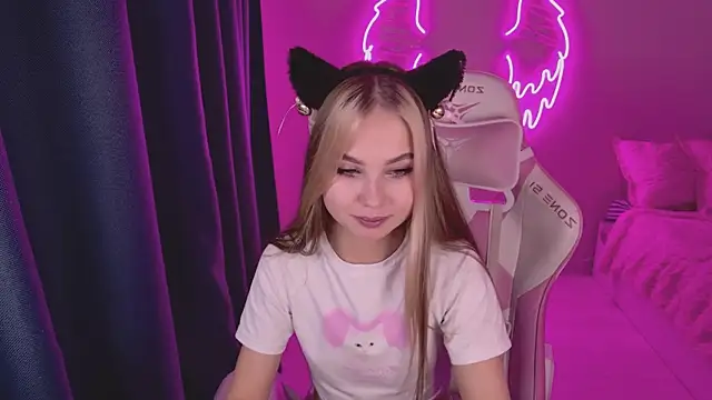 tikkisa online show from December 3, 2:38 pm