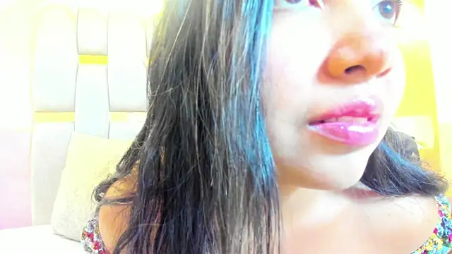 nicole fisherr online show from April 12, 5:34 am