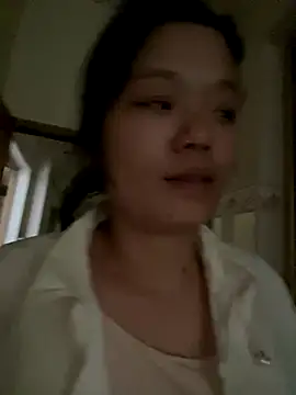 Snapshot of Bella0815 chatting on December 5, 8:11 am Bella0815 online show from December 5, 8:11 am