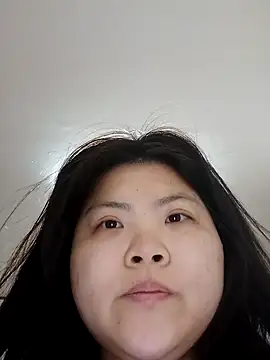 hello098712 online show from February 6, 7:18 pm