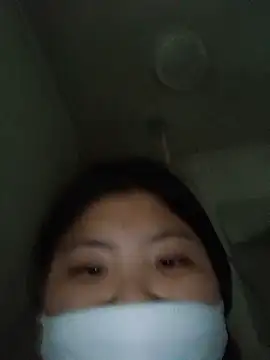 Snapshot of hello098712 chatting on June 5, 9:04 am hello098712 online show from June 5, 9:04 am