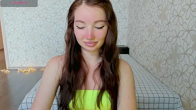 Snapshot of Lissa_Cristal chatting on June 12, 8:57 am Lissa Cristal online show from June 12, 8:57 am