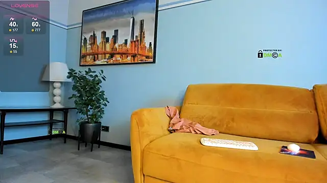 Snapshot of Your_dream_Alice chatting on February 18, 6:15 am Your dream Alice online show from February 18, 6:15 am