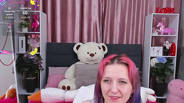 MiaKarlos online show from November 22, 1:15 am