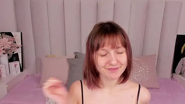 MiaKarlos online show from April 13, 1:22 am