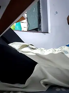 Snapshot of Hot-Anuska chatting on September 16, 11:00 am Hot-Anuska online show from September 16, 11:00 am