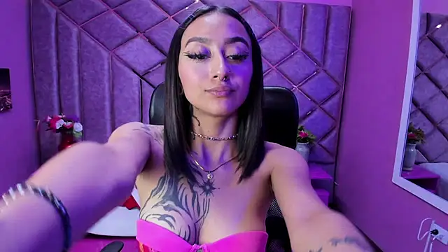 Snapshot of Miaa_Thopmson chatting on September 23, 10:24 pm Miaa Thopmson online show from September 23, 10:24 pm