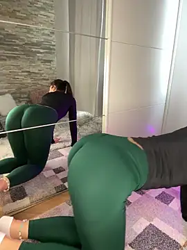 LeonieLindner online show from January 12, 12:23 pm