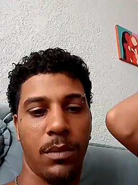 Snapshot of gugao666 chatting on December 11, 4:31 pm gugao666 online show from December 11, 4:31 pm