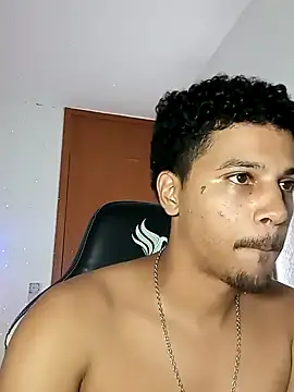 Snapshot of gugao666 chatting on December 13, 2:21 am gugao666 online show from December 13, 2:21 am