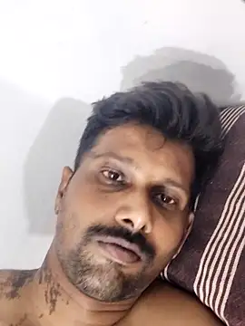 Snapshot of Tamildickxxx chatting on May 31, 6:09 pm Tamildickxxx online show from May 31, 6:09 pm