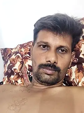 Snapshot of Tamildickxxx chatting on June 1, 7:04 pm Tamildickxxx online show from June 1, 7:04 pm