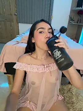 Snapshot of SOY_LUPE chatting on February 28, 12:32 am SOY LUPE online show from February 28, 12:32 am