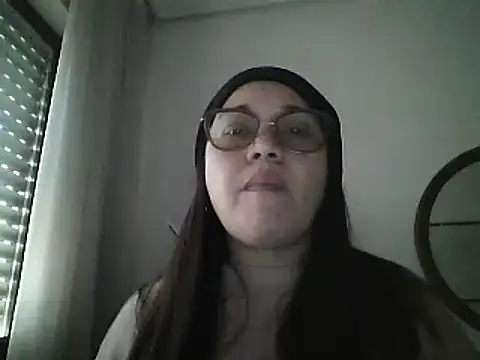 Snapshot of gaby0075 chatting on December 13, 11:23 am gaby0075 online show from December 13, 11:23 am