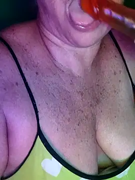 Kasandra Ho online show from November 22, 1:15 am