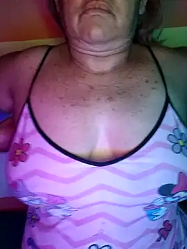 Kasandra Ho online show from April 19, 7:40 am