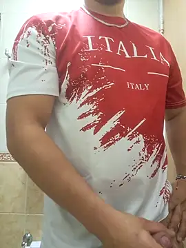 Snapshot of dragon1006 chatting on February 23, 7:22 am dragon1006 online show from February 23, 7:22 am