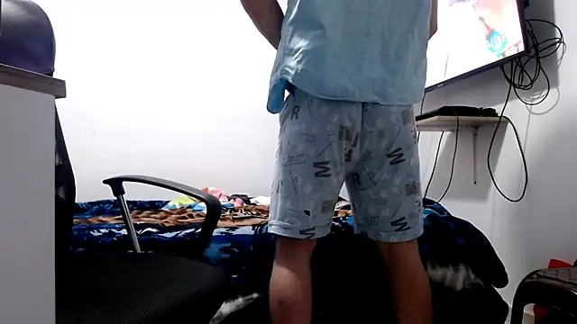 Snapshot of dragon1006 chatting on March 11, 3:02 pm dragon1006 online show from March 11, 3:02 pm