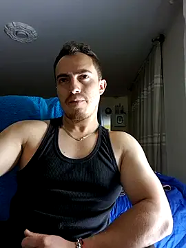 Snapshot of dragon1006 chatting on November 17, 7:03 am dragon1006 online show from November 17, 7:03 am