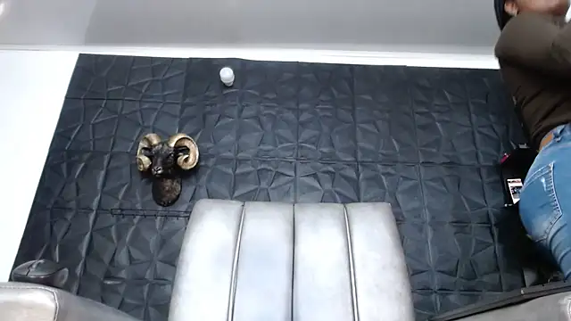 Hanna Fox 69 online show from March 5, 12:34 pm