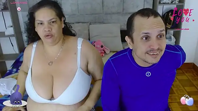 Candy and Jh0n online show from February 14, 2:25 pm