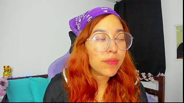  Moon Johnson online show from November 5, 1:05 am