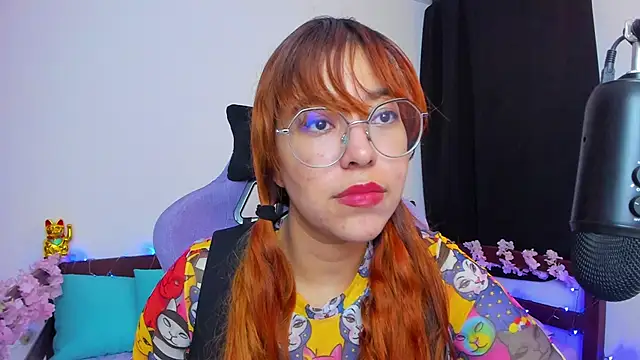  Moon Johnson online show from November 6, 12:44 am