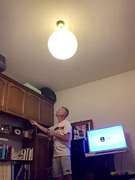 Snapshot of solomec chatting on September 18, 8:11 pm solomec online show from September 18, 8:11 pm