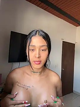 paisitahot1975 online show from January 21, 4:27 pm