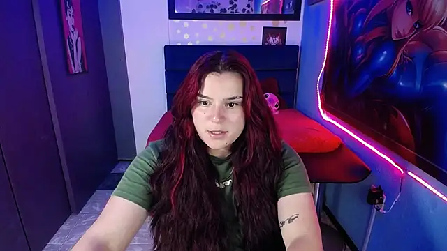 Snapshot of Nika_1_ chatting on December 6, 11:14 pm Nika 1 online show from December 6, 11:14 pm