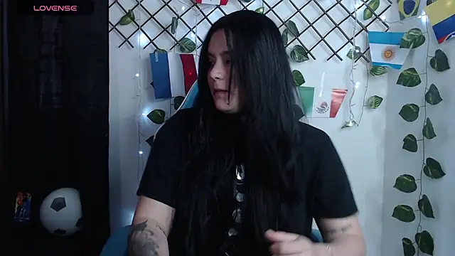 Snapshot of Nika_1_ chatting on June 18, 10:25 pm Nika 1 online show from June 18, 10:25 pm