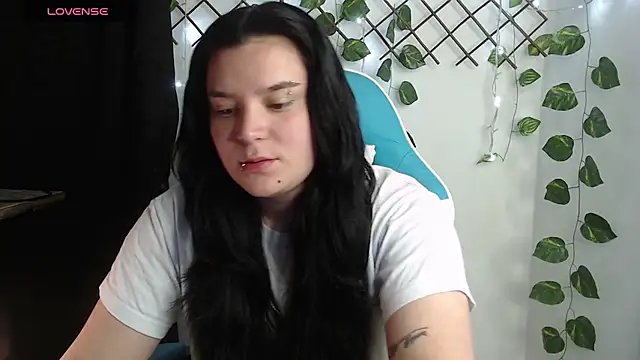 Snapshot of Nika_1_ chatting on July 23, 12:35 am Nika 1 online show from July 23, 12:35 am