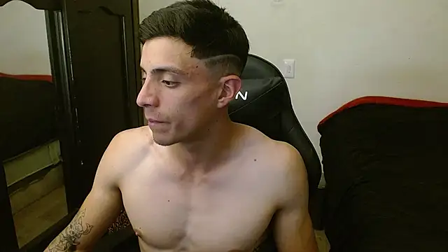 Snapshot of kv___xxx_ chatting on September 11, 2:55 am kv xxx online show from September 11, 2:55 am