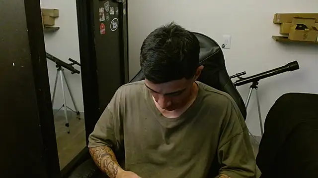 kv   xxx  online show from April 15, 10:32 pm