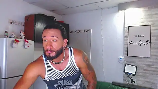 Snapshot of _jhon_connor_ chatting on February 2, 7:18 am jhon connor online show from February 2, 7:18 am