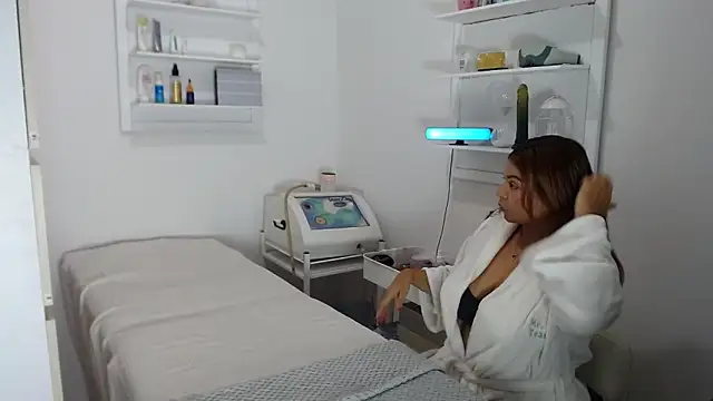  jhon connor  online show from March 23, 11:42 pm