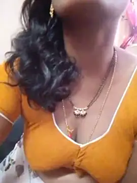 Snapshot of sneha_telugu_girl chatting on November 3, 4:58 am sneha telugu girl online show from November 3, 4:58 am