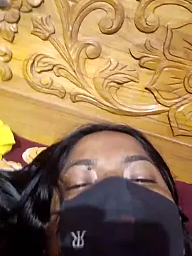 sana14 online show from November 6, 9:05 pm