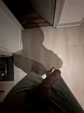 Landryyyyy online show from April 21, 4:19 am