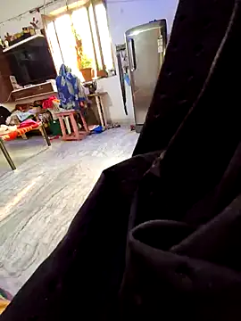 menakshiiikaur online show from December 22, 9:00 am