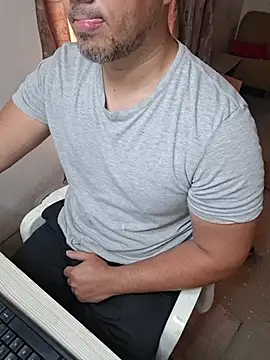 Snapshot of pob_cam chatting on February 13, 9:11 pm pob cam online show from February 13, 9:11 pm