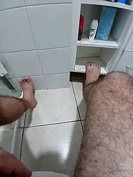 Snapshot of loganwolverine02 chatting on January 1, 9:41 pm loganwolverine02 online show from January 1, 9:41 pm