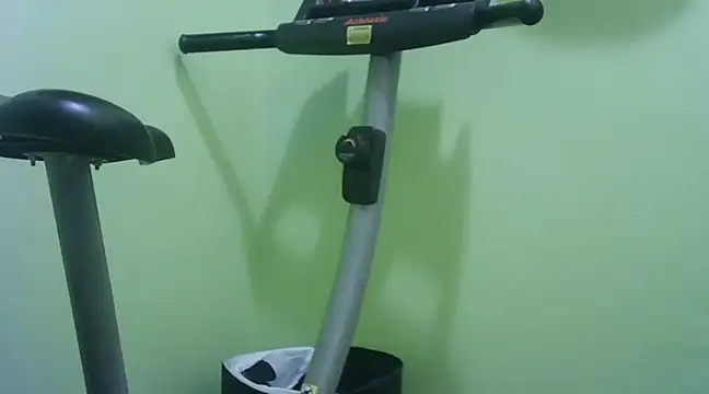 Snapshot of loganwolverine02 chatting on January 4, 9:09 pm loganwolverine02 online show from January 4, 9:09 pm