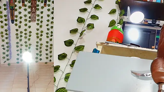 sharlotte funny online show from April 20, 6:09 pm