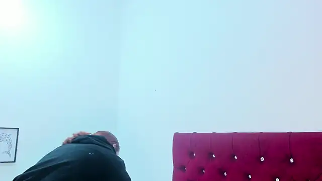 Melody Megann online show from February 7, 11:25 am