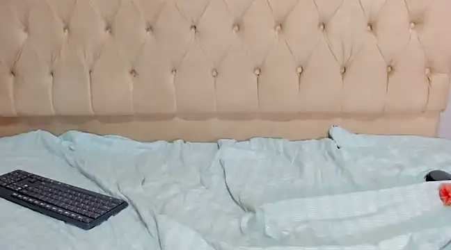 Snapshot of angelica_sexy1 chatting on January 27, 7:14 am angelica sexy1 online show from January 27, 7:14 am