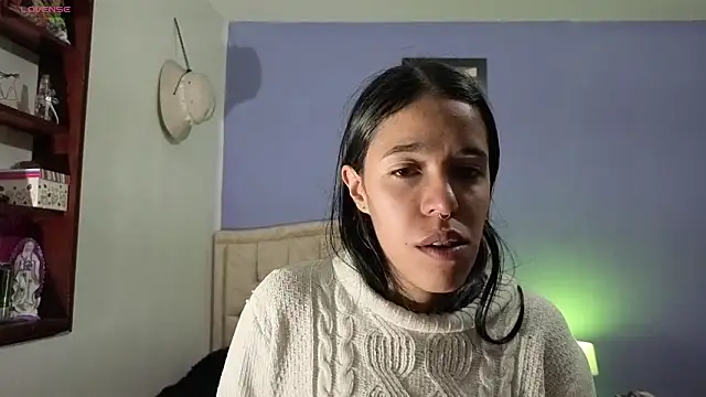 Snapshot of stephania_t chatting on June 10, 4:39 pm stephania t online show from June 10, 4:39 pm