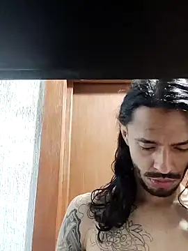 Snapshot of Donstark6669 chatting on February 1, 2:47 am Donstark6669 online show from February 1, 2:47 am